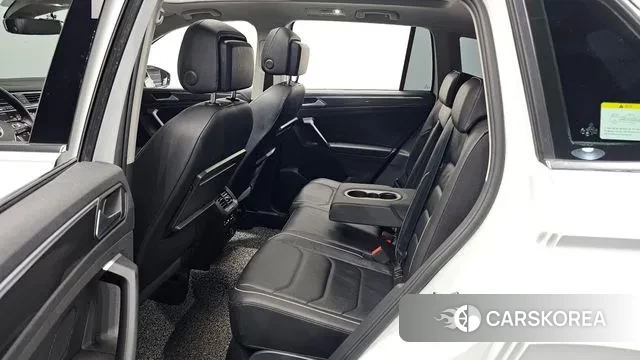 Volkswagen Tiguan second Generation 2020 Белый из Кореи, фото 3