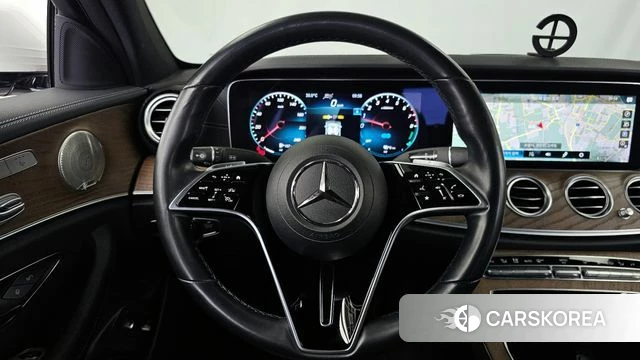 Mercedes-Benz E-Class W213 2021 Белый из Кореи, фото 3