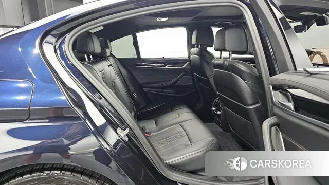 BMW 5 Series (G30) 2022 Черный из Кореи, фото 3