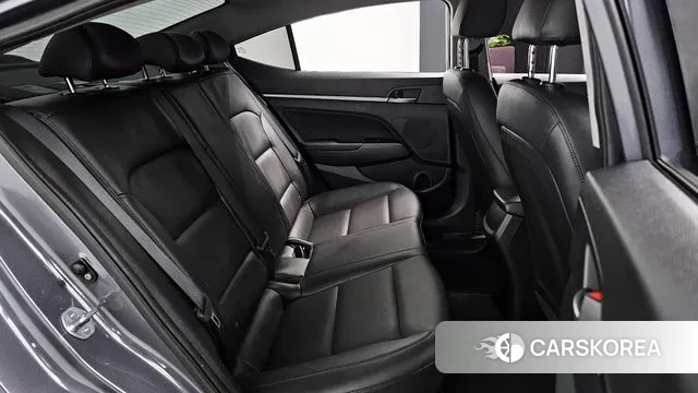 Hyundai Avante AD 2018 Серый из Кореи, фото 3