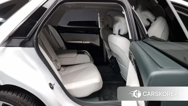 Hyundai Grandeur Hybrid (GN7) 2023 Белый из Кореи, фото 3