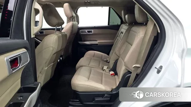 Ford Explorer 6th Generation 2021 Белый из Кореи, фото 3