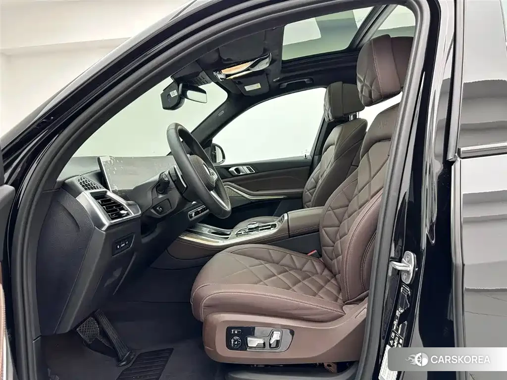 BMW X5 2026 Черный из Китая, фото 3
