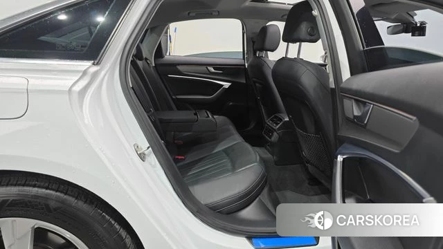 Audi A6 (C8) 2020 Белый из Кореи, фото 3