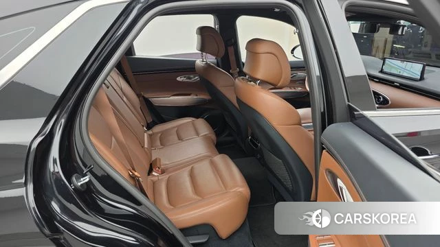 Genesis GV70 2021 Черный из Кореи, фото 3