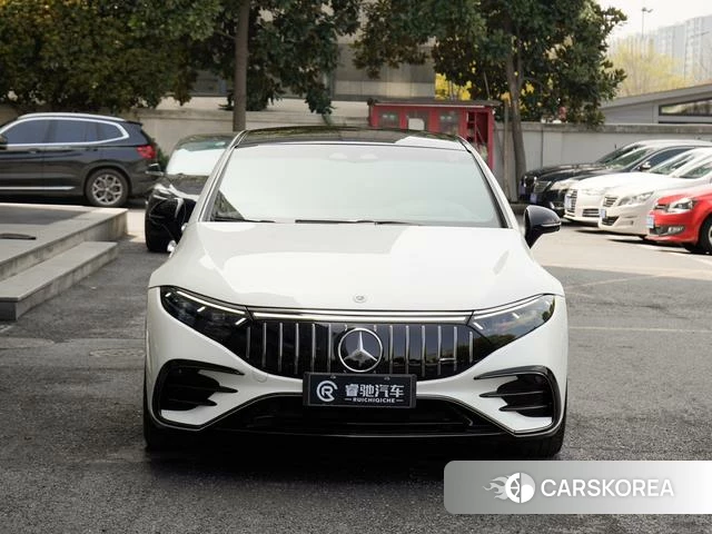 Mercedes-Benz EQS AMG 2024 Белый из Китая, фото 3