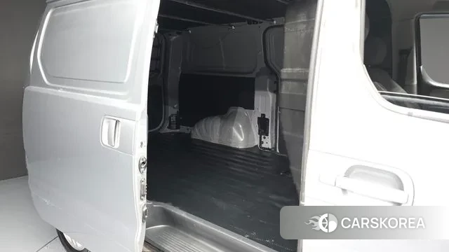 Hyundai The New Grand Starex 2018 Серебристо-серый из Кореи, фото 3