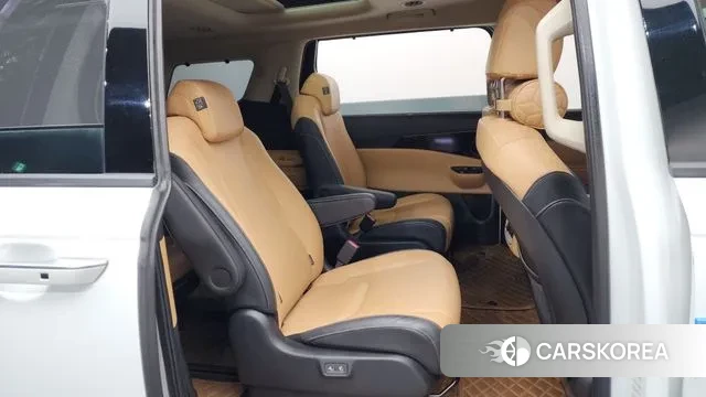 Kia Carnival 4th generation 2022 Белый из Кореи, фото 3