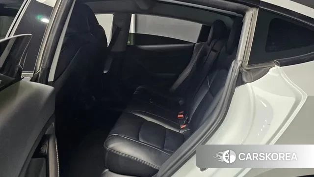 Tesla Model 3 2021 Белый из Кореи, фото 3