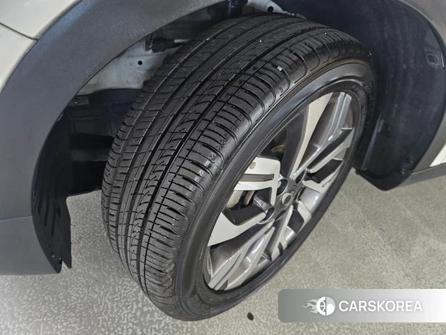 Ssangyong Tivoli Armor 2018 Белый из Кореи, фото 3