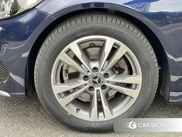 BMW X3 2022 Темно-серый из Китая, фото 3