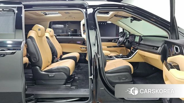 Kia Carnival 4th generation 2023 Черный из Кореи, фото 3