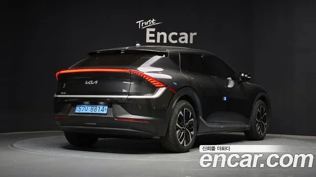 Kia EV6 2021 Серый из Кореи, фото 3