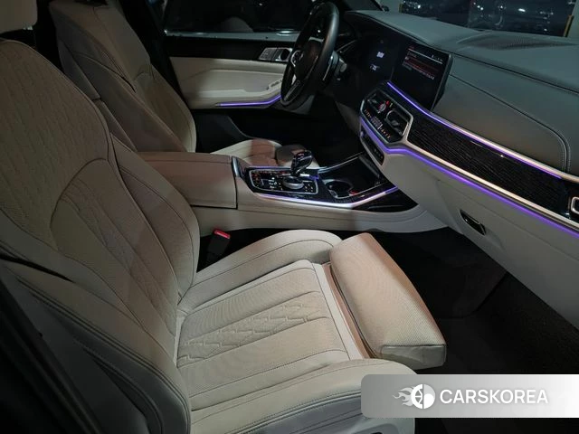 BMW X7 (G07) 2021 Черный из Кореи, фото 3