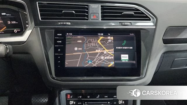 Volkswagen Tiguan second Generation 2023 Черный из Кореи, фото 3