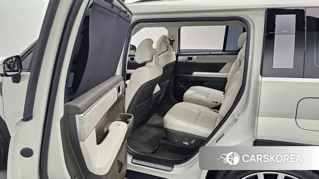 Hyundai Santa Fe (MX5) 2024 Жемчужный цвет из Кореи, фото 3