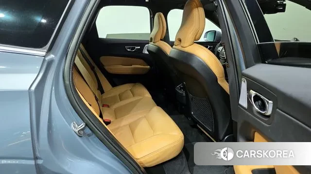 Volvo XC60 second Generation 2023 Серый из Кореи, фото 3