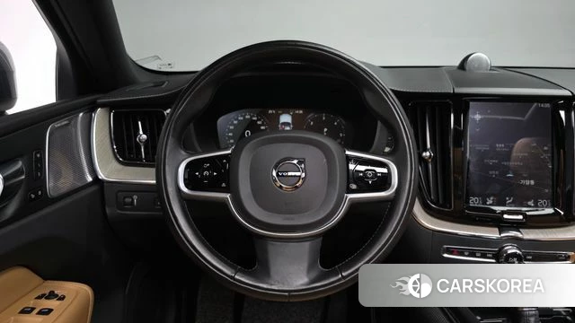 Volvo XC60 second Generation 2020 Серый из Кореи, фото 3