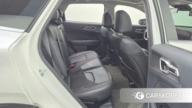 Kia Sportage 5th Generation 2022 Белый из Кореи, фото 3