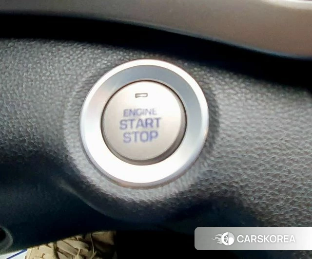 Hyundai Avante AD 2018 Серый из Кореи, фото 3