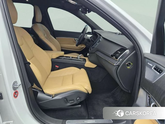 Volvo XC90 second Generation 2022 Белый из Кореи, фото 3