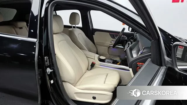 Mercedes-Benz GLA - Class H247 2021 Черный из Кореи, фото 3