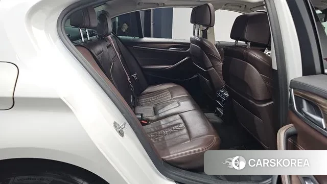 BMW 5 Series (G30) 2019 Белый из Кореи, фото 3