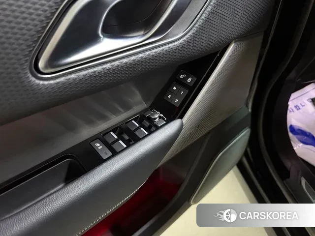 Land Rover Range Rover Velar 2020 Черный из Кореи, фото 3