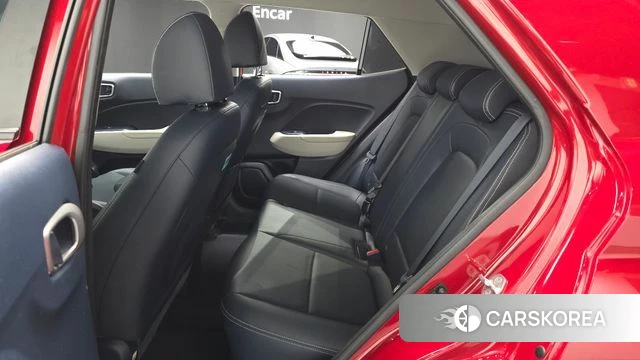Hyundai Venue 2022 Красный из Кореи, фото 3