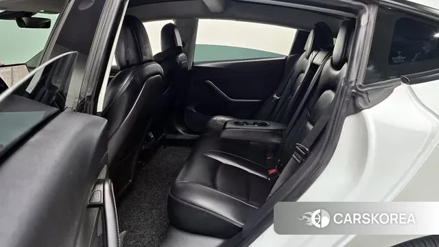 Tesla Model 3 2021 Белый из Кореи, фото 3