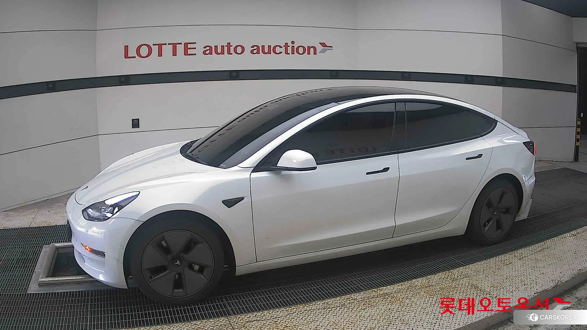 Tesla Model 3 Long Range 2022 Pearl White Multi-coat из Кореи, фото 3