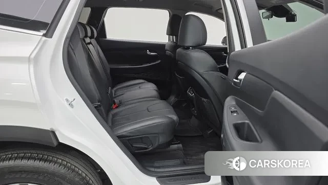 Hyundai The New Santa Fe 2022 Белый из Кореи, фото 3