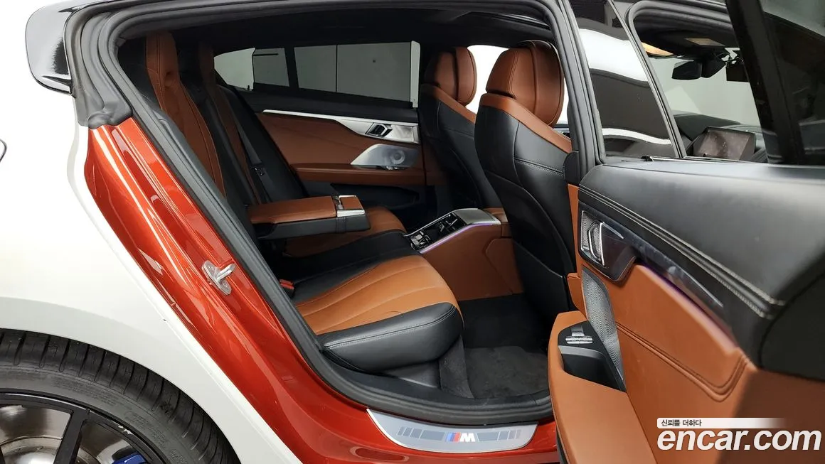 BMW 8 Series (G15) id 2041813 из Кореи 3