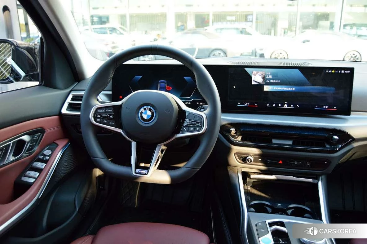 BMW i3 2024 Черный из Китая, фото 3