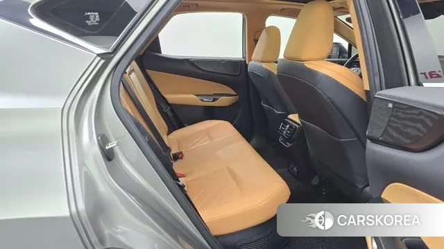 Lexus NX350h Second generation 2023 Серебристо-серый из Кореи, фото 3