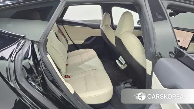 Tesla Model S 2023 Черный из Кореи, фото 3