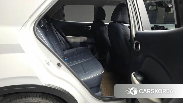 Hyundai Venue 2025 Серебряный из Кореи, фото 3