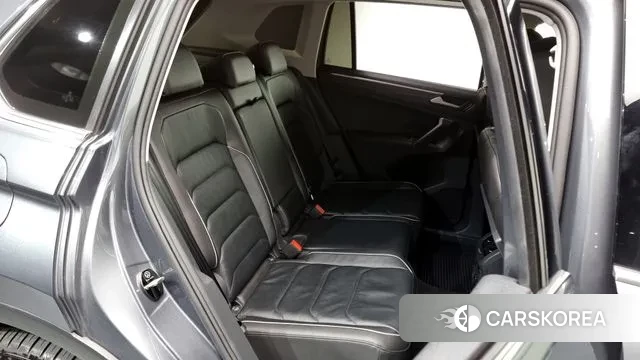 Volkswagen Tiguan second Generation 2020 Серый из Кореи, фото 3
