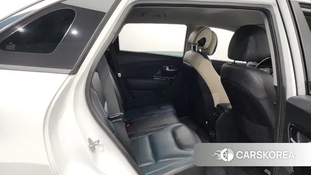 Kia Niro EV 2018 Белый из Кореи, фото 3