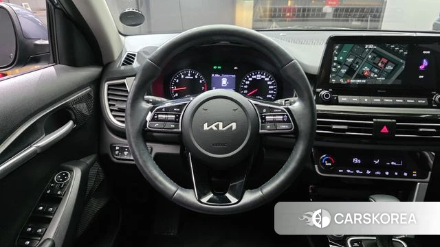 Kia Seltos 2022 Серый из Кореи, фото 3