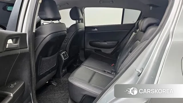 Kia Sportage The Bold 2019 Серебряный из Кореи, фото 3