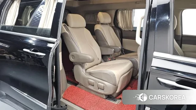 Kia Carnival 4th generation 2021 Черный из Кореи, фото 3