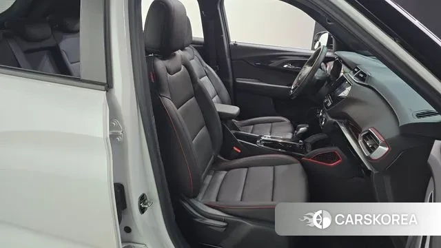 Chevrolet (GM Daewoo) Trailblazer 2021 Белый из Кореи, фото 3