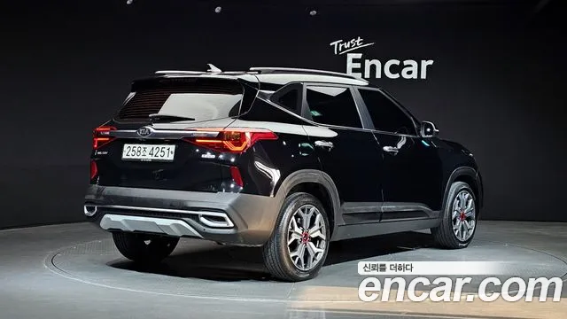 Kia Seltos 2020 Черный из Кореи, фото 3