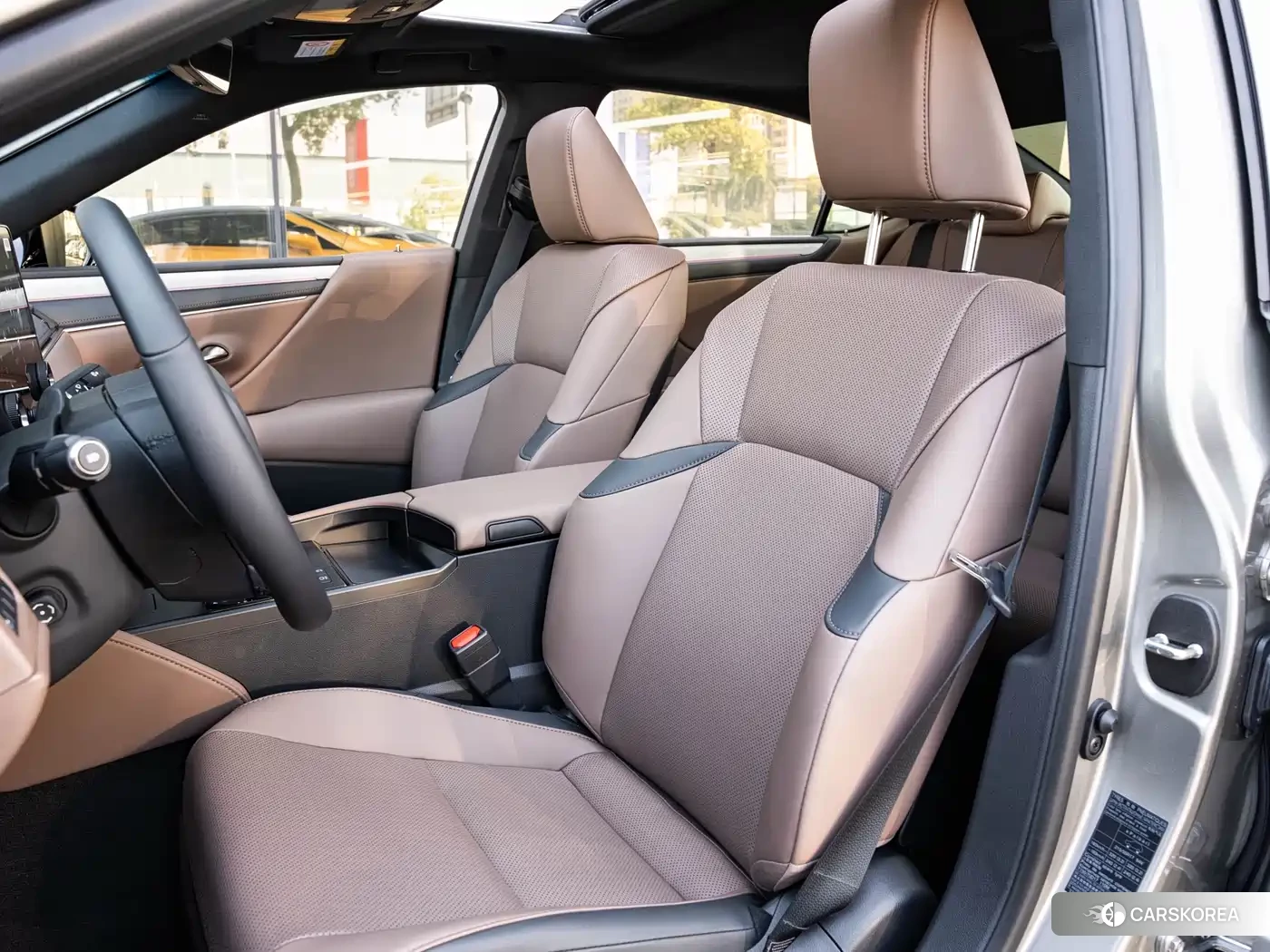 Lexus ES 2026 Silver/gray из Китая, фото 3