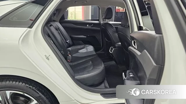 Kia K5 3rd generation 2023 Белый из Кореи, фото 3