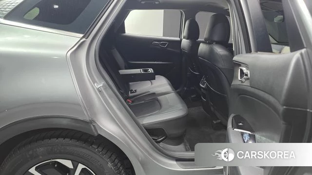 Kia Sportage 5th Generation Hybrid 2023 Серый из Кореи, фото 3