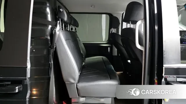 Hyundai Staria 2023 Черный из Кореи, фото 3