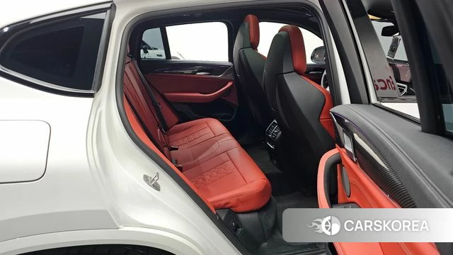 BMW X4M (G02) 2025 Белый из Кореи, фото 3