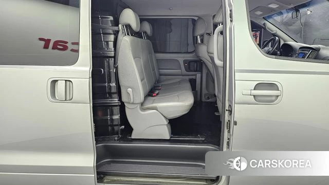 Hyundai The New Grand Starex 2019 Серебряный из Кореи, фото 3